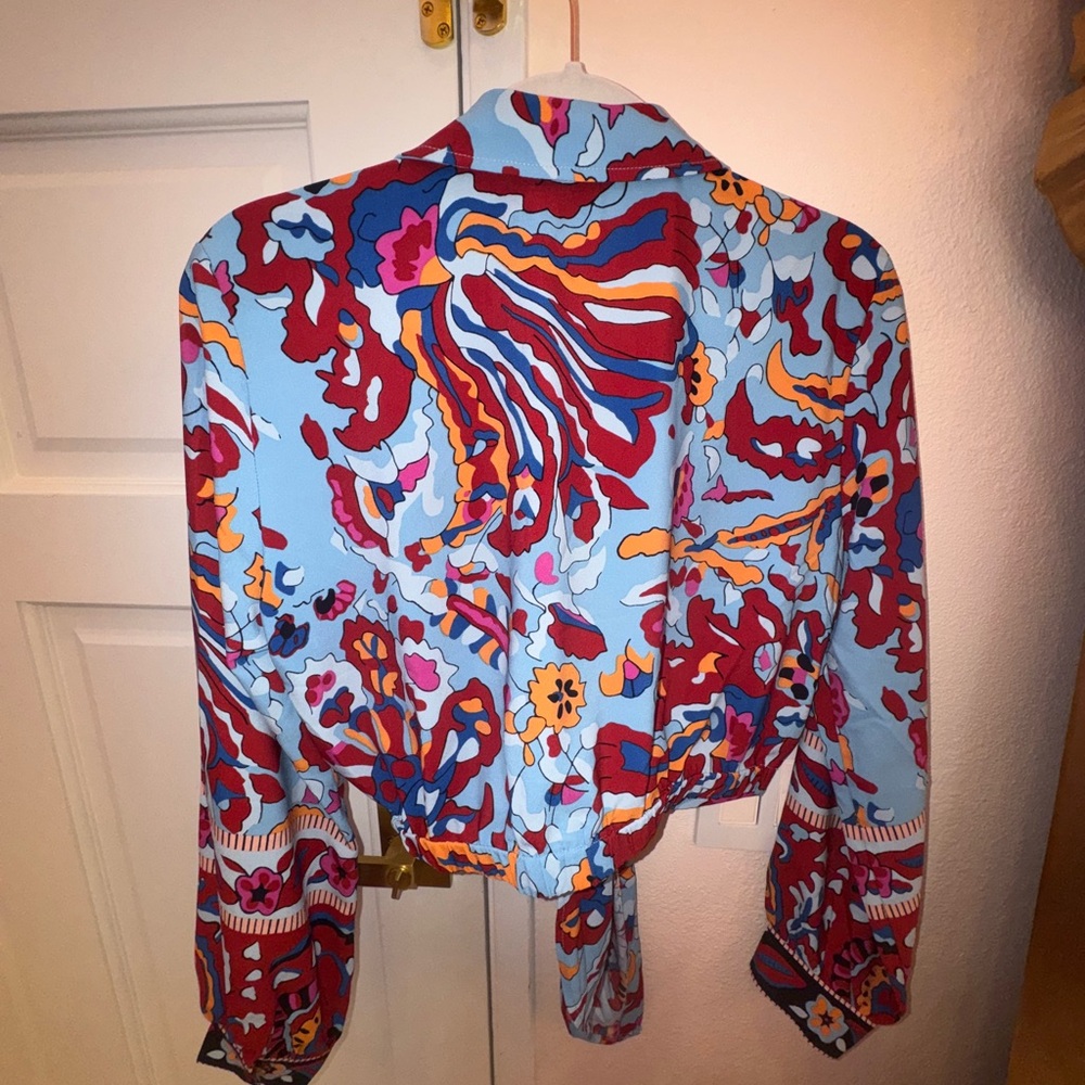 2 piece Cupcakes & Cashmere Red and Blue Floral‎ Top and Pants - Picture 6 of 14